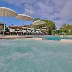 Casa vacanze In With Pool & Forest