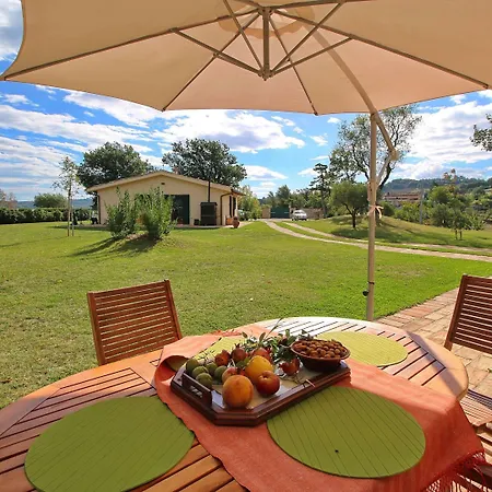 In With Pool & Forest Casa vacanze Montelabbate
