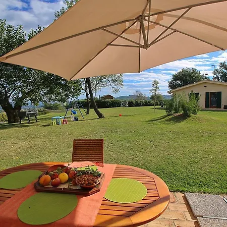 In With Pool & Forest Casa vacanze Montelabbate